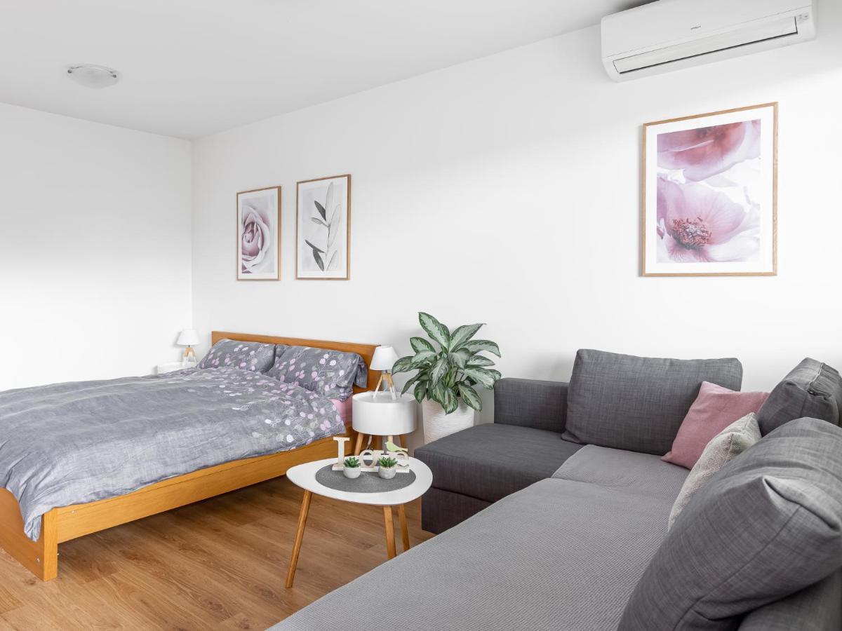 Apartma Vrtnica 5Th Floor Nova Gorica Eksteriør billede